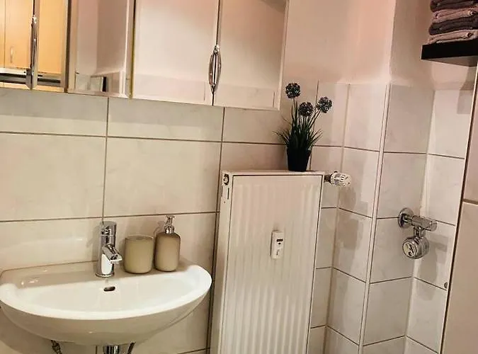 Apartman Schoenes Wohnen In Gross-buchholz - Zentral+modern *